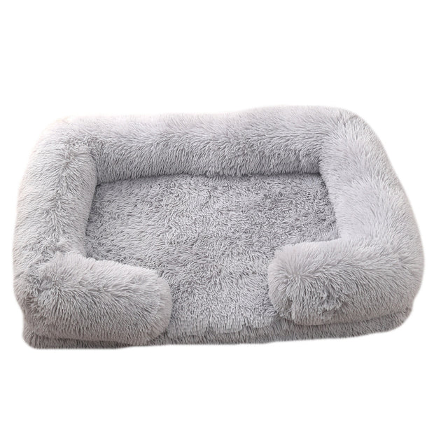 Doghouse & Cathouse Plush Round Pet Bed