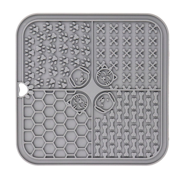 Silicone Pet Lick Pad with Suction Cups & Scraper – Slow Feeder Mat for Dogs & Cats