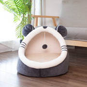Cozy Winter Closed Cat Litter Kennel with Mat