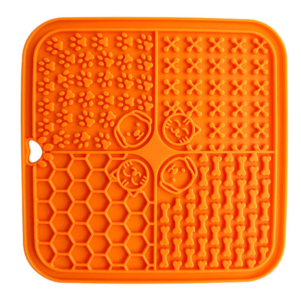 Silicone Pet Lick Pad with Suction Cups & Scraper – Slow Feeder Mat for Dogs & Cats